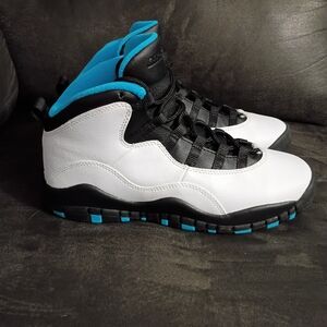 Youth Nike Air Jordan Retro 10 sneakers